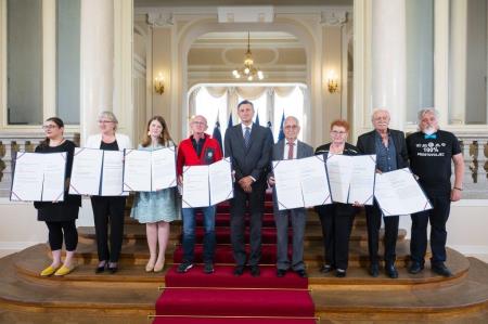 Prejemniki nagrade in priznanj za prostovoljstvo za leto 2021